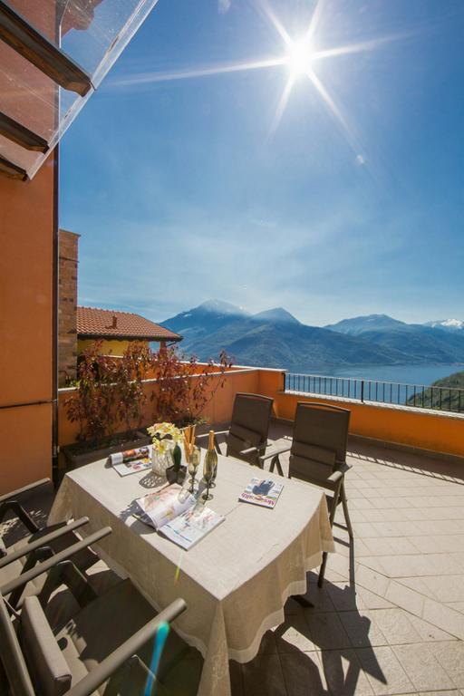 Residence Borgo La Sorgente Граведона Екстер'єр фото